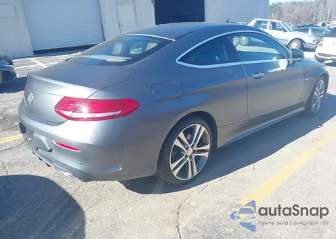 2017 Mercedes-Benz C 300 z USA, uszkodzony, nr VIN WDDWJ4JB2HF343289